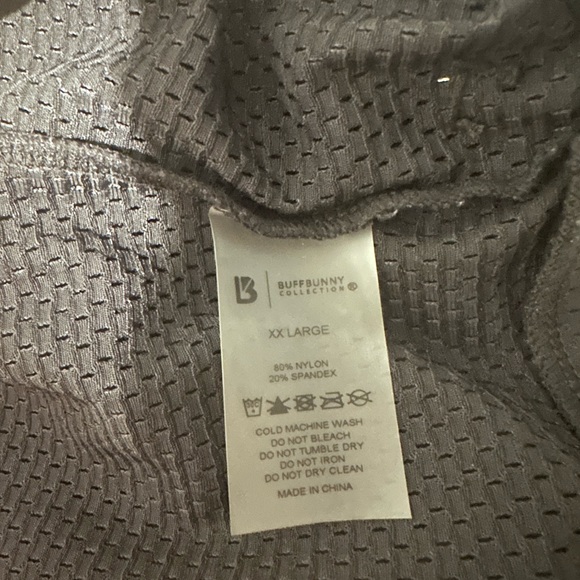 BuffBunny Black Spice Crop Jacket Sz XXL - Picture 2 of 2